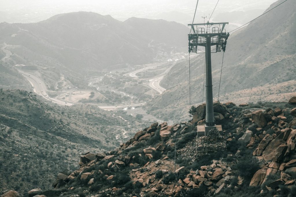 Menikmati Kota Taif dari Kereta Gantung, Panorama Indah Puncak Arab Saudi